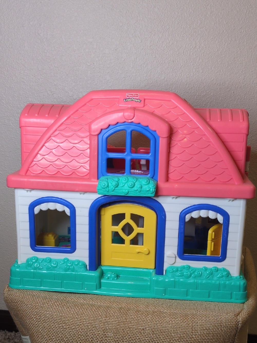 Fisher-Price Pink Playhouse with Blue, Yellow & Teal Accents 2005